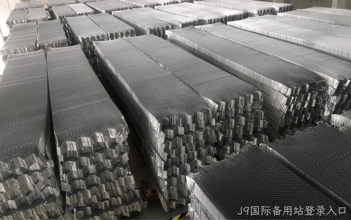 J9国际备用站登录入口又添新成员-- 146mm高度的全焊接蜂窝板